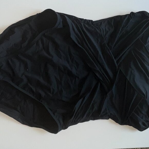 La Blanca Twist Front One-Piece Swimsuit in Black Size 12 - Picture 2 of 4